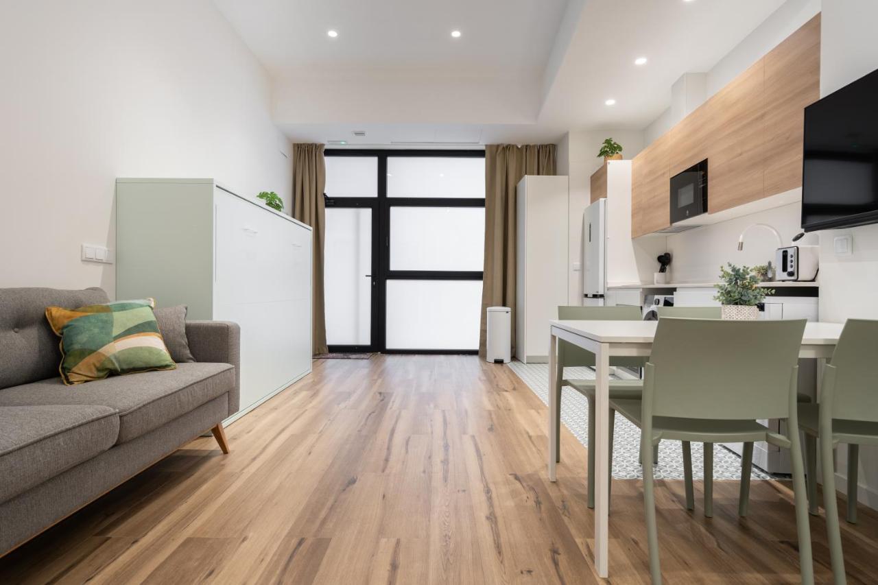 Marina Beach Apartments Valencia Bagian luar foto